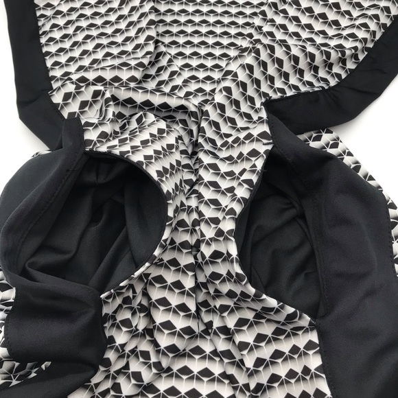 NWT Emerald 18 Golf Dress 1/4 Zip Mock Neck Sleeveless UPF 50 Black/White Size M - Picture 4 of 8
